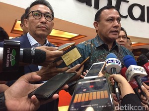 Ketua KPK Empaskan Pendapat Kasus Wahyu Setiawan Penipuan