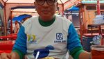 Doyan Makan Durian hingga Bubur, Momen Seru Helmy Yahya Saat Wisata Kuliner