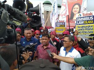Aliansi Buruh Ancam Mogok Kerja Nasional Bila SK Upah Tak Direvisi