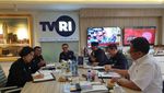 Doyan Makan Durian hingga Bubur, Momen Seru Helmy Yahya Saat Wisata Kuliner