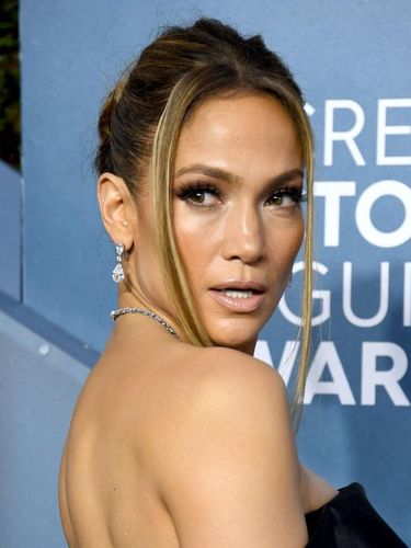 Rahasia J-Lo Tampil Seksi dan Awet Muda di Super Bowl 2020