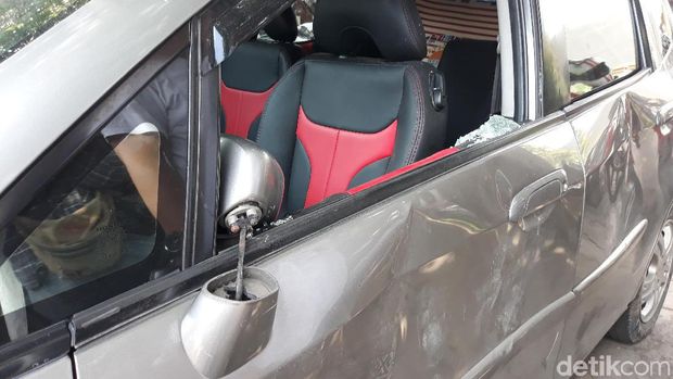 Ada Kasur-Bungkus Kondom di Mobil ASN Sragen Penabrak Satpam Mal