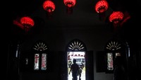 Selain menjadi tempat ibadah, Vihara Dharmakaya juga merupakan bangunan cagar budaya sekaligus destinasi wisata religi di Kota Bogor. Antara Foto/Yulius Satria Wijaya.