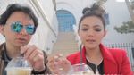 Nempel Terus dengan Istri, Ini Momen Josscy dan Rina Nose Saat Kulineran Seru