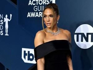 Jennifer Lopez Mengaku Depresi karena COVID-19