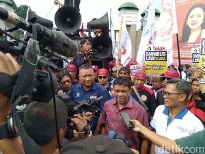 Ini 6 Alasan Massa Buruh Minta Omnibus Law Dibatalkan