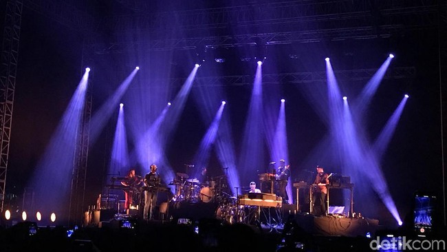 Satu Malam Sublim Bersama Bon Iver