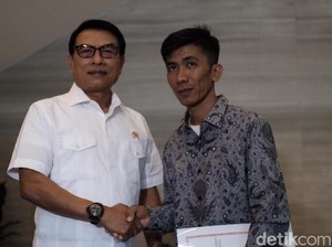 Bertemu Perakit Pesawat Asal Pinrang, Moeldoko Bicara Manajemen Talenta