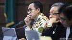 Jalani Sidang Kasus TPPU, Begini Ekspresi Wawan