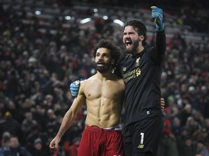 Perayaan Gila Alisson Becker: Sprint 100 Meter untuk Mohamed Salah