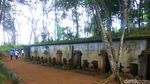 Foto: Benteng Bersejarah di Tengah Hutan Sumedang