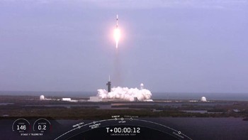 Uji coba ini dilakukan untuk melihat bagaimana sistem keamanan kapsul Crew Dragon bekerja di keadaan darurat. Foto: SpaceX/NASA