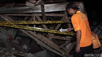 Kapolres Cimahi AKBP M Yoris Maulana Yusuf Marzuki mengatakan, saat ini tim gabungan dari Polres Cimahi dan Polsek Cimahi Selatan tengah melakukan identifikasi sementara.