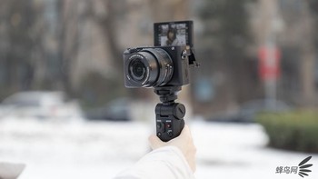 Inilah Sony GP-VPT2BT Foto: Sina Mobile