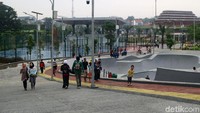 Alun-alun Kota Depok kini resmi dibuka untuk umum pada 12 Januari lalu.
