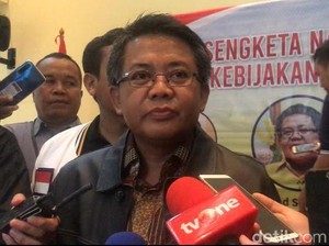 F-PKS DPR Selidiki Pencopotan Ronny Sompie dari Dirjen Imigrasi