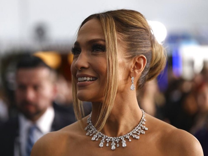 Jennifer Lopez arrives at the 26th annual Screen Actors Guild Awards at the Shrine Auditorium & Expo Hall on Sunday, Jan. 19, 2020, in Los Angeles. (Photo by Jordan Strauss/Invision/AP)