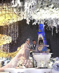Keren! Kue Pengantin Guru Geografi Ini Bertema Alam Semesta