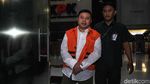 Usai Diperiksa Kasus Suap Wahyu Setiawan, Saeful Tertunduk Lesu