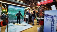 Di booth Indonesia, ada penampilan budaya dan aktivitas digital interaktif, termasuk penampilan tari dan musik, parade kostum, serta body painting art. (dok. KBRI Den Haag)