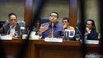 Acungan Jempol di Pembentukan Panja Jiwasraya