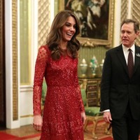 Needle and Thread menamai gaun tersebut Aurora. Dikabarkan Vogue, harganya US$ 500 atau sekitar Rp 7 juta. (Foto: Yui Mok - WPA Pool/Getty Images)