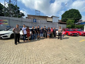 Civic Turbo Jateng-DIY Mlaku-mlaku ke Jawa Barat, Tetap Safety!