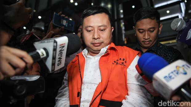 Dakwaan Penyuap Wahyu Setiawan Menembak ke Mana-mana
