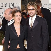 Pada 2015, untuk pertamakalinya Jennifer Aniston bicara soal penyebab perceraiannya dalam wawancara bersama Hollywood Reporter. Dia mengatakan tidak ada pihak yang lebih bersalah dalam perceraiannya. Tidak ada yang melakukan kesalahan... Hanya saja, terkadang sesuatu itu terjadi, tuturnya. Foto: Getty Images