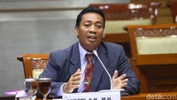 Calon pertama yang diuji adalah hakim ad hoc tindak pidana korupsi, Ansori.