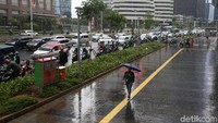 BMKG memprakirakan sejumlah kawasan di Jakarta hari ini, Selasa (21/1/2020), akan diguyur hujan.