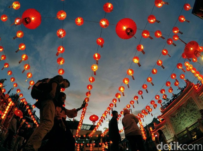 Foto: Antara Foto/Iggoy el Fitra/Gong Xi Fa Cai! Kosakata Bahasa Mandarin Seputar Imlek yang Bisa Dihafal Foto: Antara Foto/Iggoy el Fitra/Gong Xi Fa Cai! Kosakata Bahasa Mandarin Seputar Imlek yang Bisa Dihafal