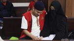 Didampingi Istri, Pria Pengancam Penggal Jokowi Jalani Sidang