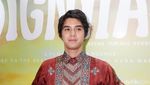 Didampingi Mulan Jameela, Ahmad Dhani Saksikan Film Al Ghazali