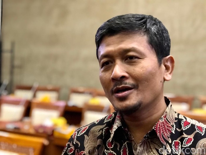 Ketua Kelompok Fraksi (Kapoksi) PKS Komisi VI, Amin Ak