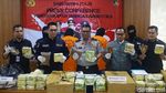 Dibekuk Polisi, Pengedar 70 Kg Sabu Tertunduk Malu