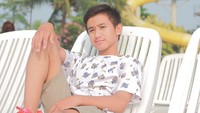 Bowo Alpenliebe atau Prabowo Mondardo sempat terkenal lewat aplikasi Tik Tok. Kini banyak artis dan seleb yang main Tik Tok, lalu bagaimana kabar Bowo? Foto: Dok. Instagram/prabowomondardo