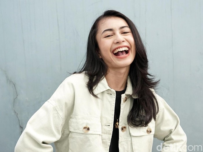 Sintya Marisca, bintang FTV yang viral karena joged di penampilan Didi Kempot.