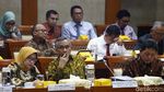 OJK Bersama DPR Bahas Pengawasan Jiwasraya