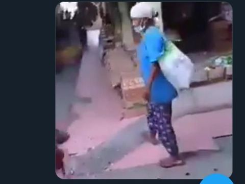 Kesaksian Perekam Video Nenek Ditendang dan Diseret di Pasar Sleman