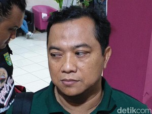 Laga Persebaya vs Persis Ditunda