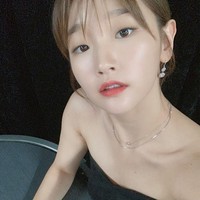 Park So Dam adalah aktris Korea yang membintangi Parasite. Film Parasite jadi perbincangan bahkan menang di sejumlah ajang penghargaan internasional dan masuk nominasi Oscar. Namanya pun semakin populer sejak bermain sebagai Ki Jung alias Jessica dalam film Korea itu. Foto: Instagram @sodam_park_0908