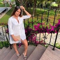 Model berusia 21 tahun ini berbagi video pengalaman filler bibir di ahli bedah Harley Street. Leah Monroe mengakui bahwa itu adalah pertama kalinya ia berada di bawah pisau bedah dan ketakutan. Foto: dok. Instagram @leahmonroe_