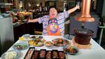 Bakso dan Nasi Padang Sukses Bikin Pelawak Jepang Betah di Indonesia