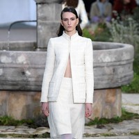 Fashion show koleksi Chanel Couture Spring 2020 di Paris Fashion Week, The Grand Palaris, Paris, Prancis. Photo by Pascal Le Segretain/ Getty Images.