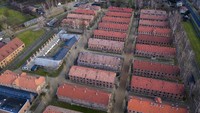 Kamp Auschwitz terdiri atas 3 kamp konsentrasi utama yaitu Auschwitz I, Auschwitz II-Birkenau, dan Auschwitz III-Monowitz. Setiap kamp memiliki fungsi yang berbeda-beda. Foto: Getty Images
