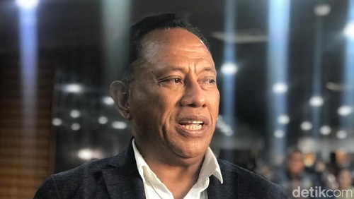 Ketua DPP PDIP Komarudin Watubun