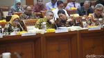 OJK Bersama DPR Bahas Pengawasan Jiwasraya