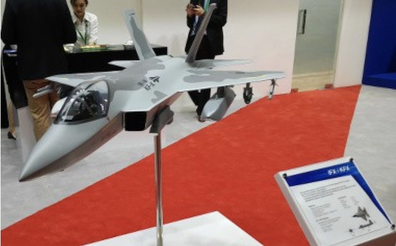 Model jet tempur IFX/ KFX. (Randy/ detikcom)