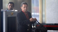 Seperti diketahui, RJ Lino ditetapkan sebagai tersangka oleh KPK pada tahun 2015 silam. Lino diduga menyalahgunakan wewenang untuk memperkaya diri sendiri dan orang lain atau korporasi dalam pengadaan 3 unit QCC pada 2010.
